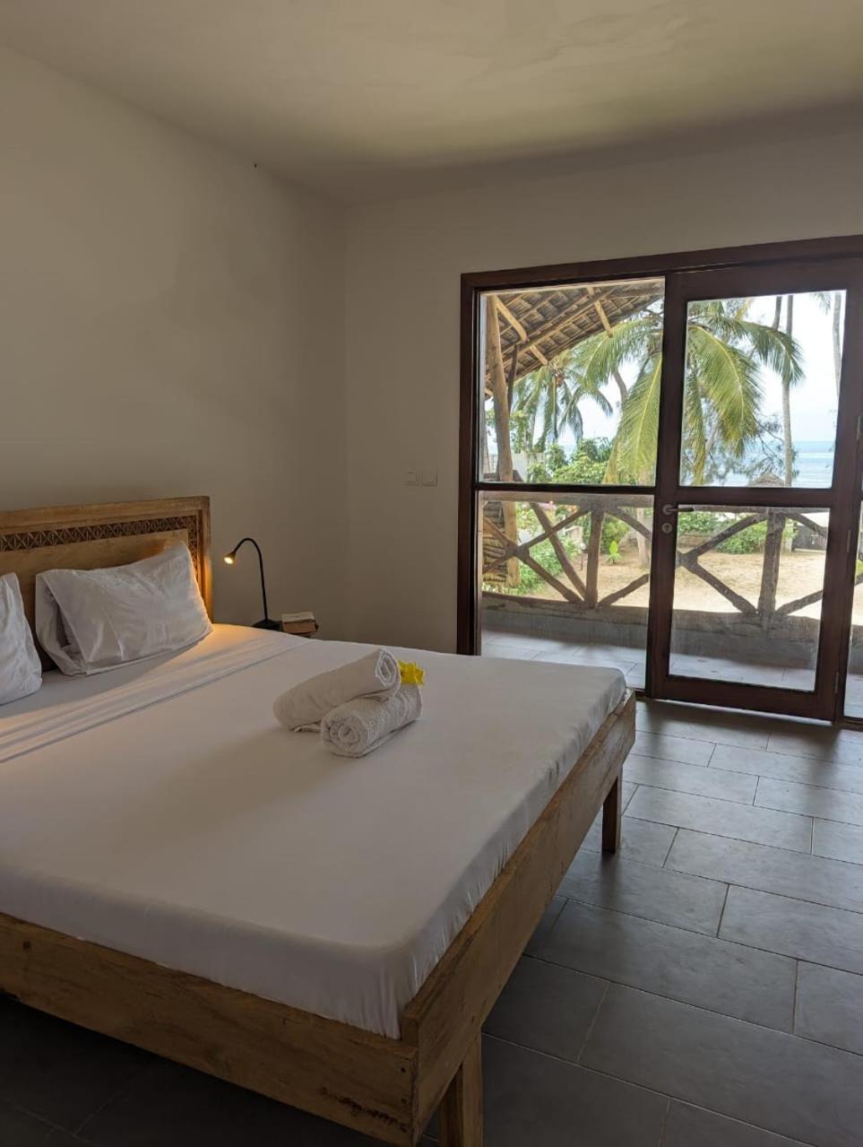 Surfescape Zanzibar Apartment Kiwengwa  Exterior photo